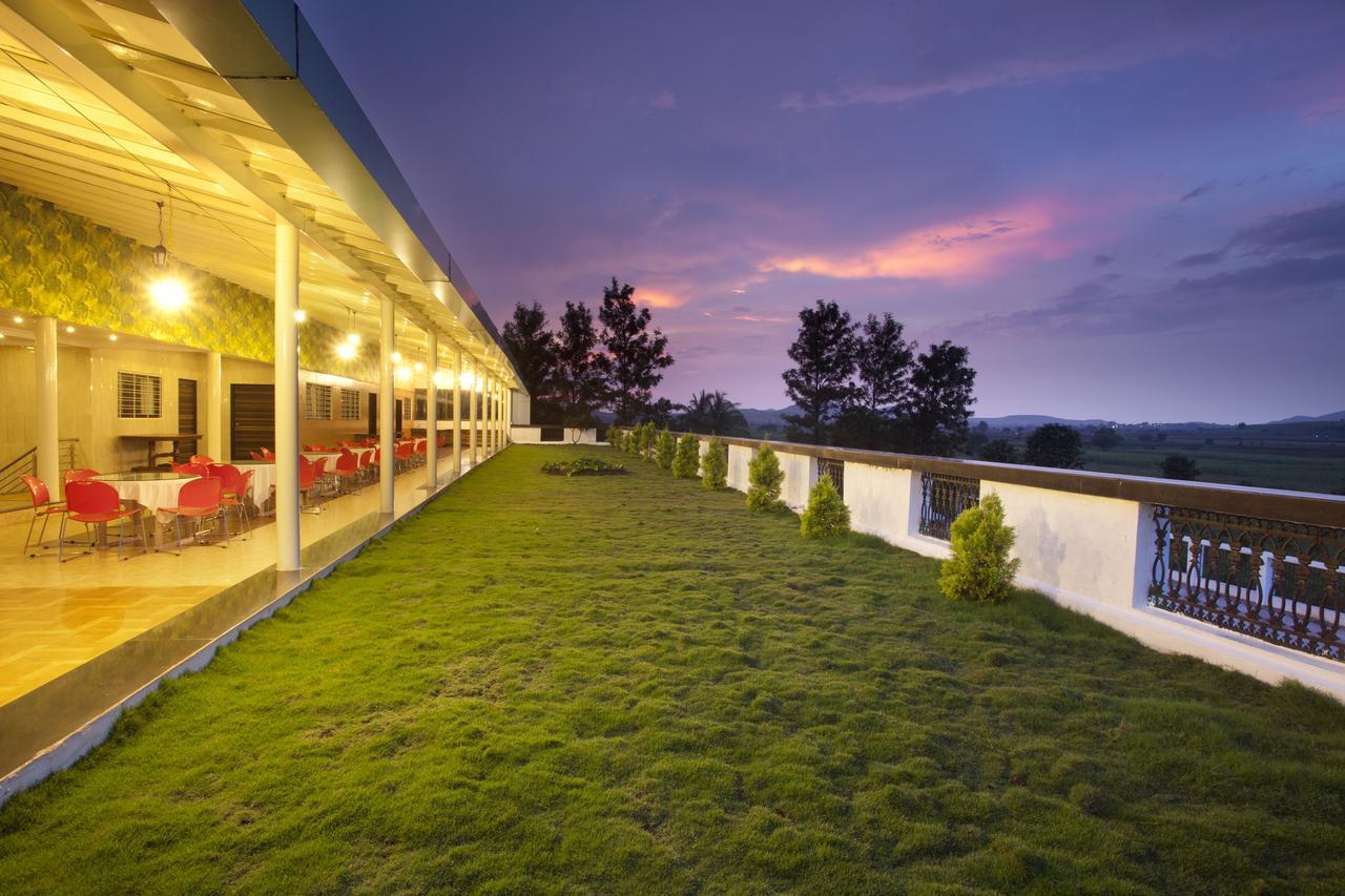Gp Hotels And Resorts Nászik Kültér fotó